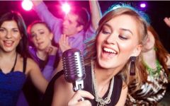 Mua dàn karaoke kinh doanh để mở quán hát VIP hút khách